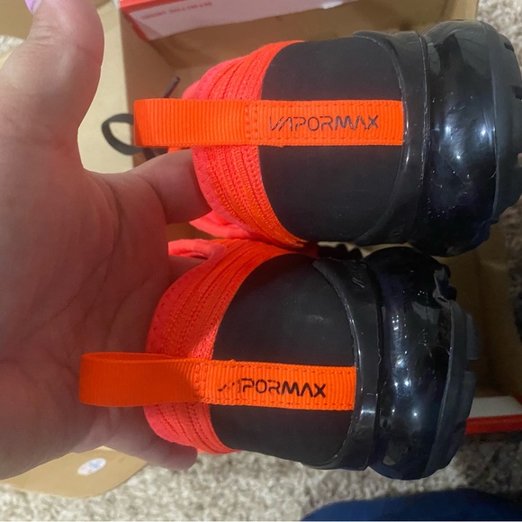 Nike Vapormax Flyknit - Picture 3 of 6